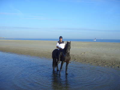 Dieter mit Geat im Wasser
